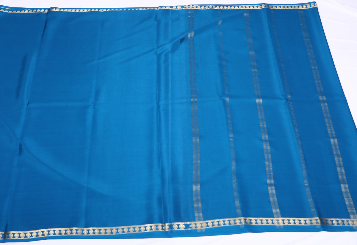 Bottle Green CSS Berunda Pp Self Pure Crepe Silk Saree