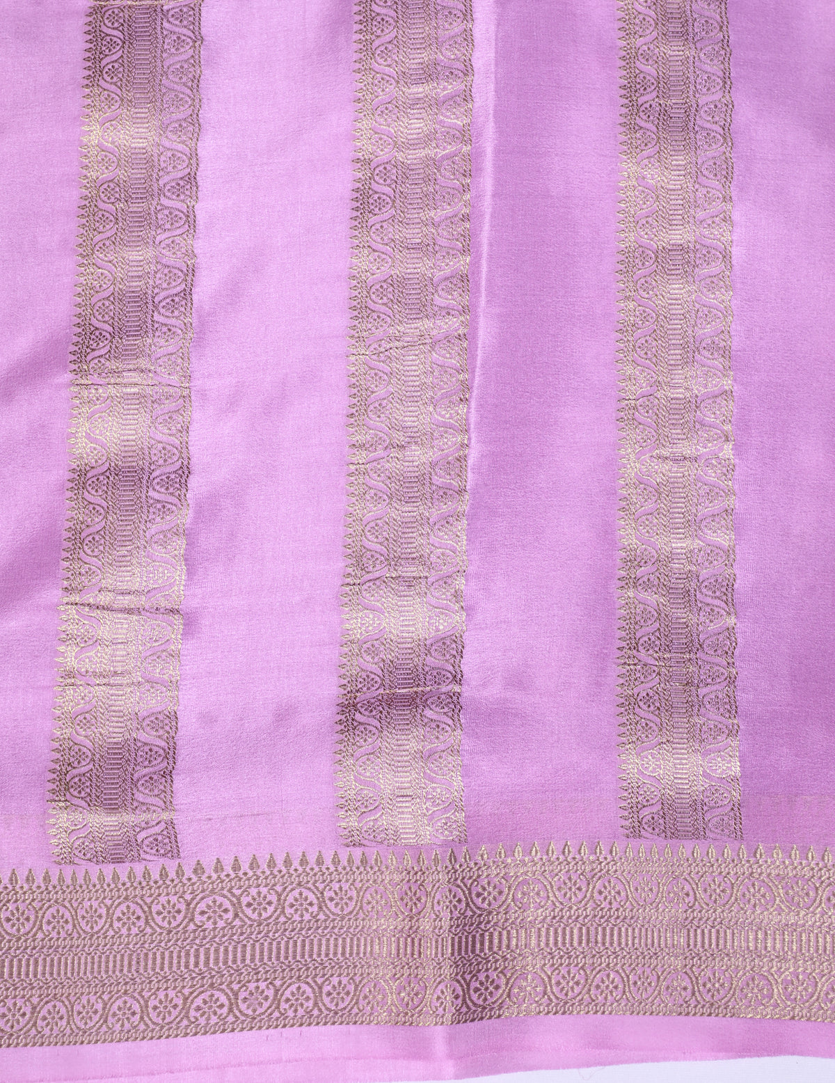 Green with Pink Checks Butta Pure Crepe Silk Saree