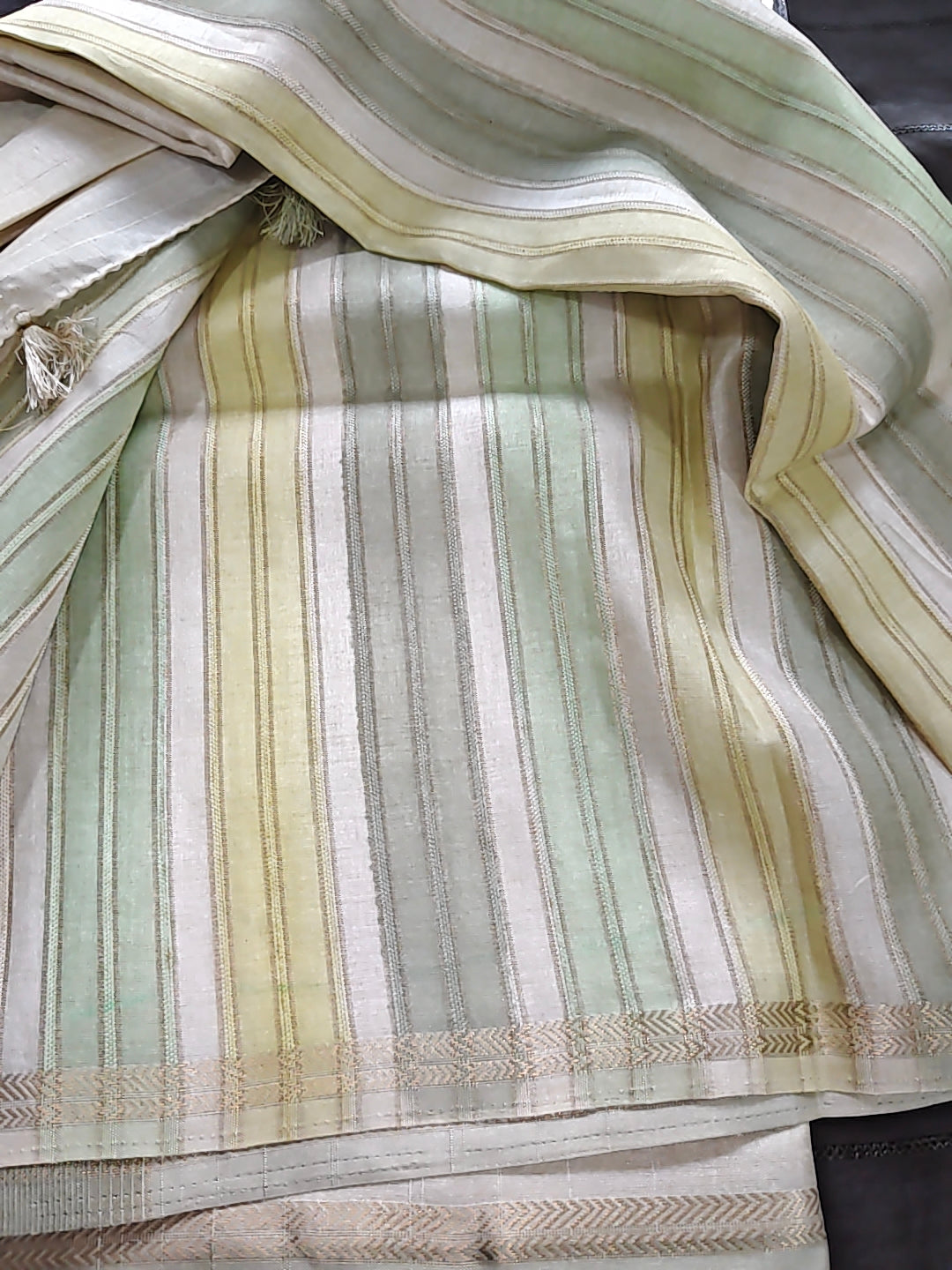 Tussar Arrow Br Natural Saree